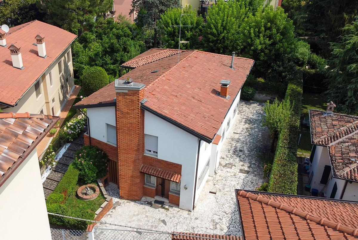 7-Zimmer Villa in Brescia, Italy, Nr. 168889