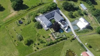 12 rooms House in Gussing, Austria No. 198488