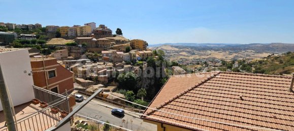 3 bedrooms House in Enna, Italy No. 351528 9