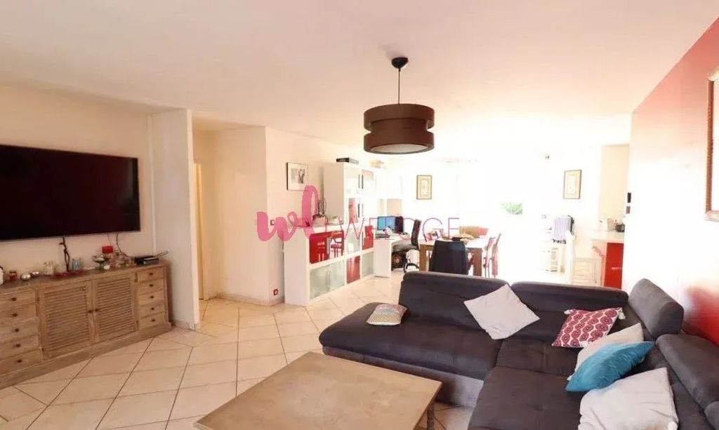 4 chambres Maison à Artigues-près-Bordeaux, France No. 101564