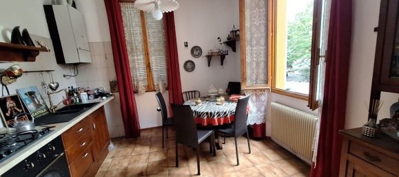 Apartamento de 3 dormitorios en Reggio Emilia, Italy No. 358073 2