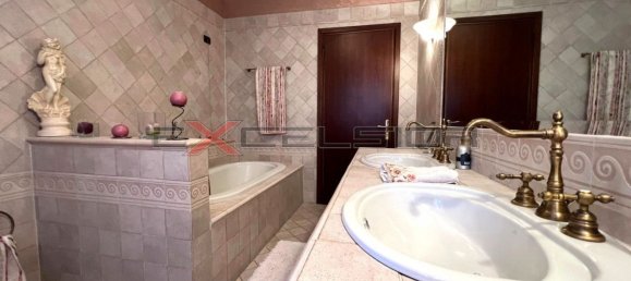 4 rooms Villa in Cavarzere, Italy No. 297019 14