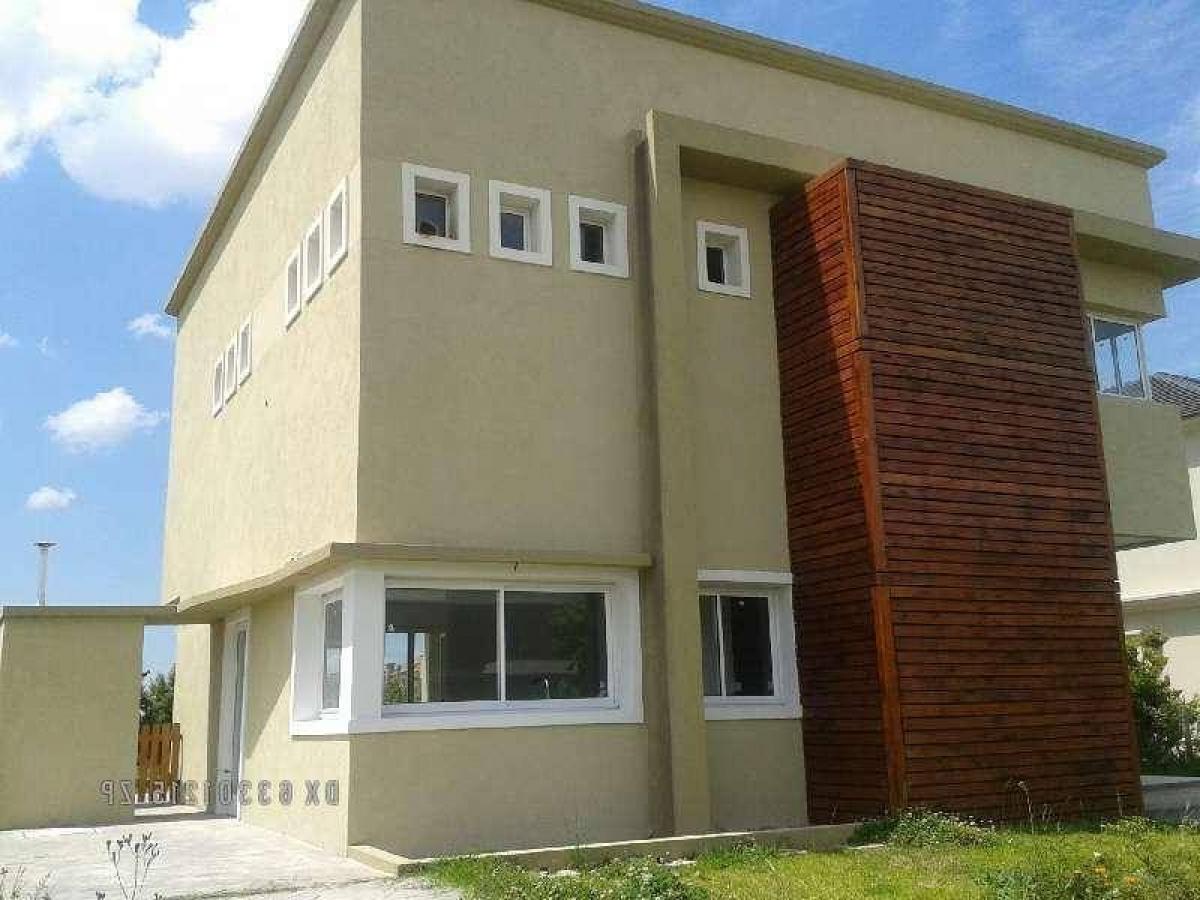 4 bedrooms House in Tigre, Argentina No. 19131