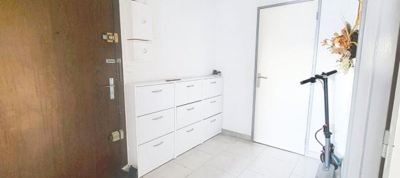 2 bedrooms Apartment in Creil, France No. 157252 5