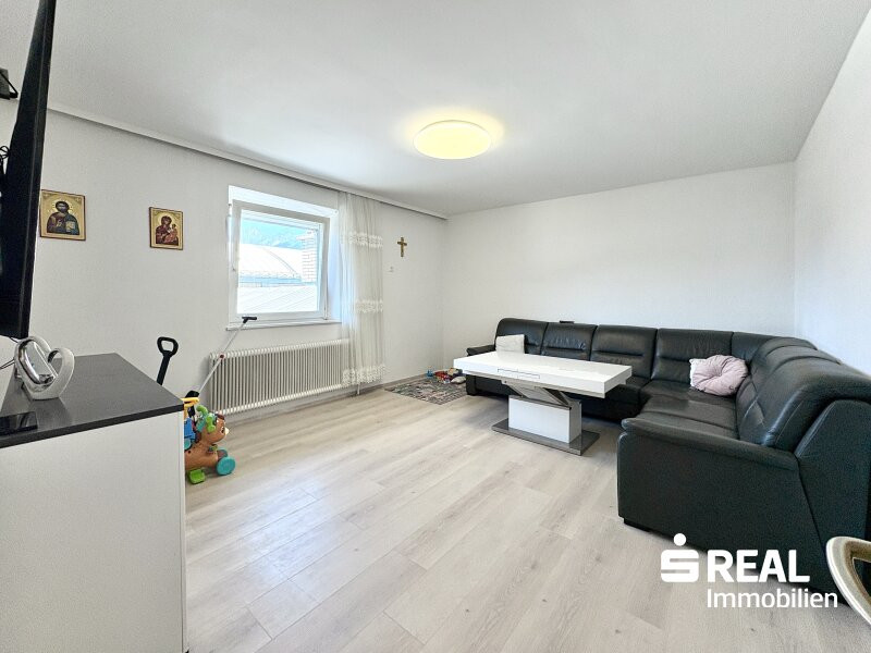 4 rooms Apartment in Hall in Tirol, Austria No. 204539