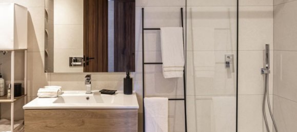 Apartamento de 2 dormitorios en Marbella, Spain No. 107110 8