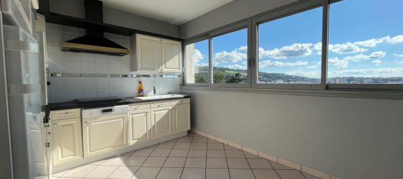 3 Schlafzimmer Wohnung in Saint-Etienne, France, Nr. 197654 5