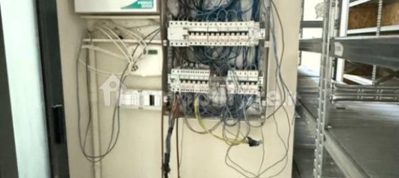 Коммерческая недвижимость с 2 комнатами в Изола дель Лири, Италия № 281923 14