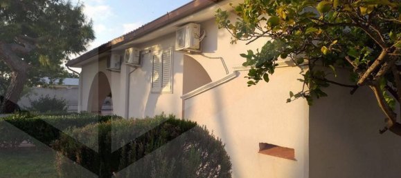 Вилла с 6 комнатами в Аветрана, Италия № 21032 4