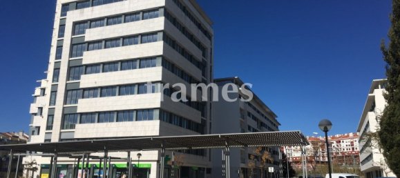 96m² Commercial property in Amadora, Portugal No. 129672 7
