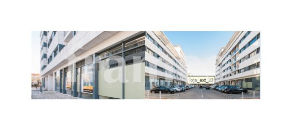 96m² Commercial property in Amadora, Portugal No. 129672 3