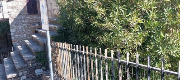 Дом с 3 комнатами в Монтеккьо, Италия № 293980 19