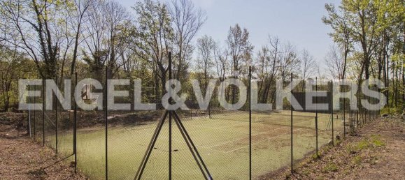 5 bedrooms Villa in Varese, Italy No. 68639 19