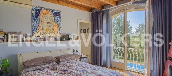 5 bedrooms Villa in Varese, Italy No. 68639 10