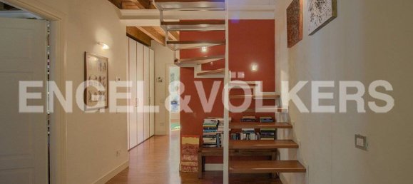 5 bedrooms Villa in Varese, Italy No. 68639 14