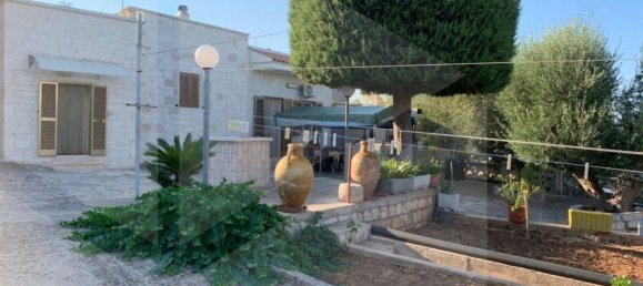 3 rooms Villa in Monopoli, Italy No. 28775 2