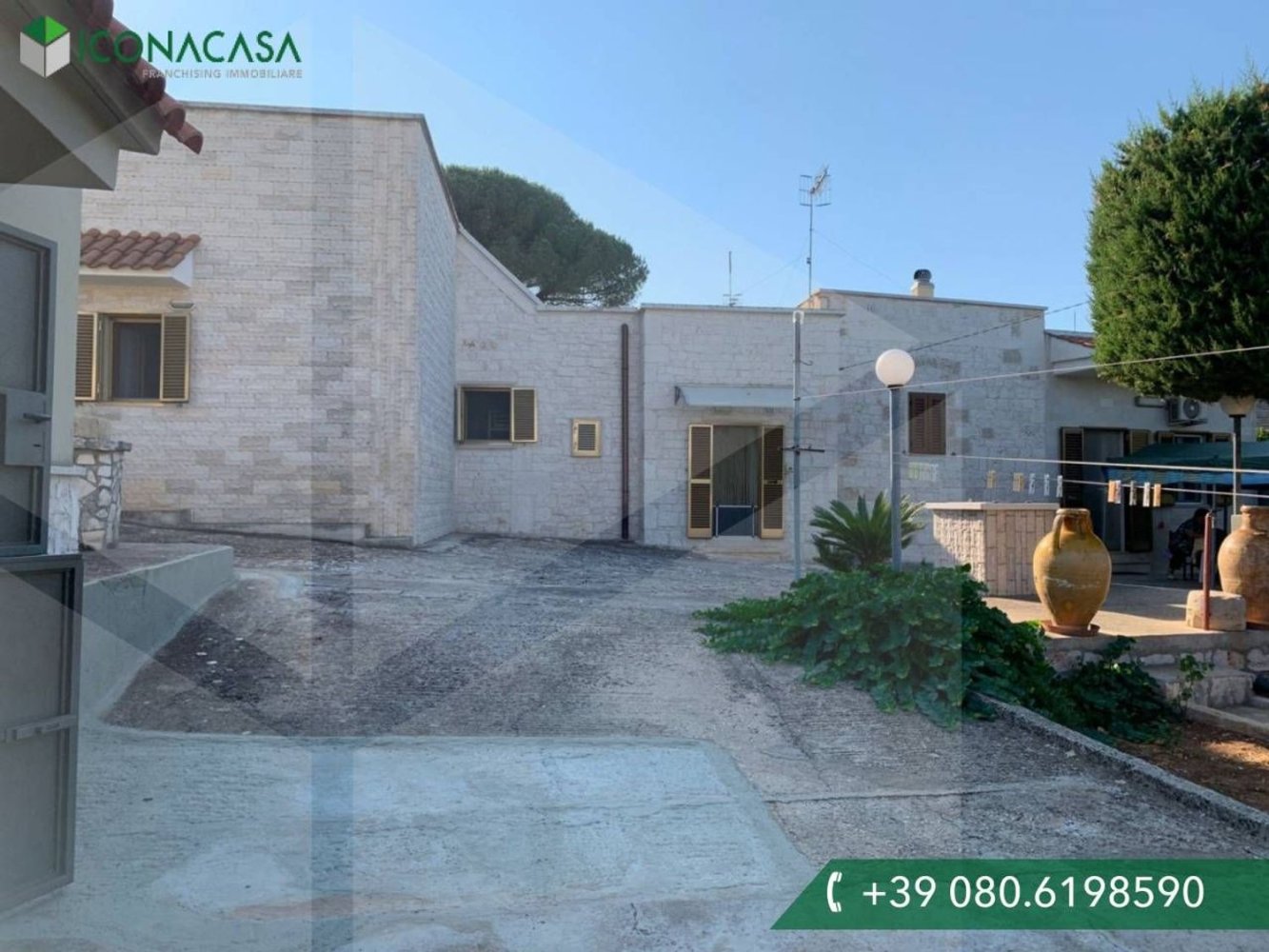 3 rooms Villa in Monopoli, Italy No. 28775