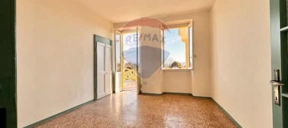 2 rooms Apartment in Lesa, Italy No. 221524 6