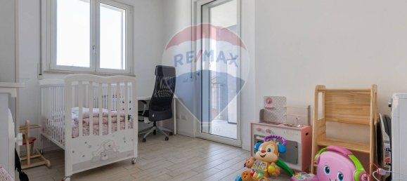 Квартира с 2 спальнями в Бусто Арсицио, Италия № 270493 19