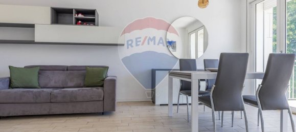 Квартира с 2 спальнями в Бусто Арсицио, Италия № 270493 5