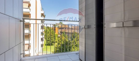 Квартира с 2 спальнями в Бусто Арсицио, Италия № 270493 23