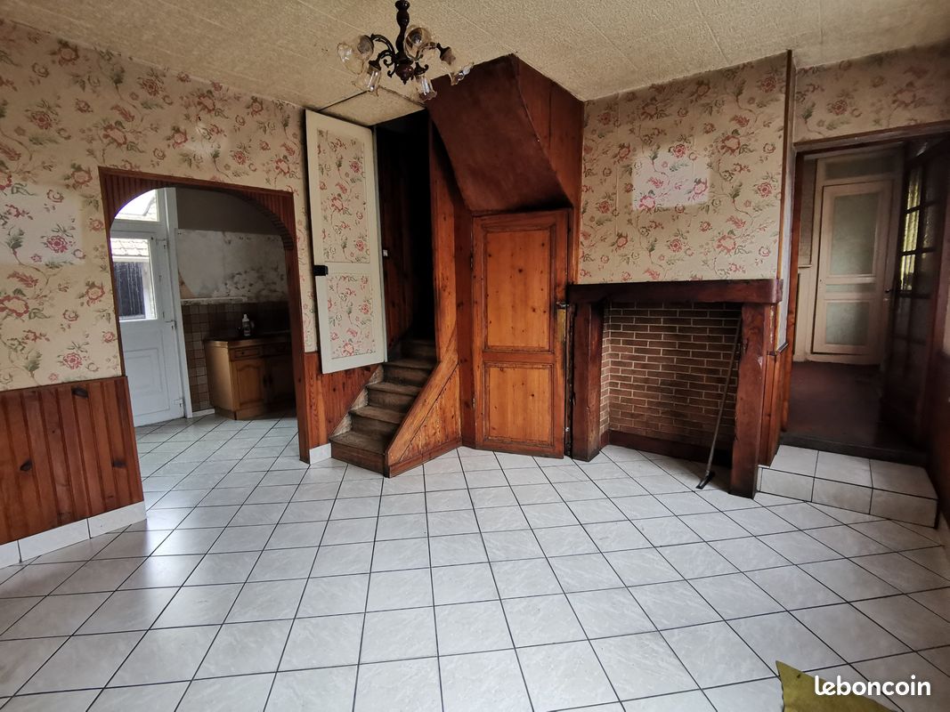 Casa de 2 dormitorios en Pont-Remy, France No. 85939