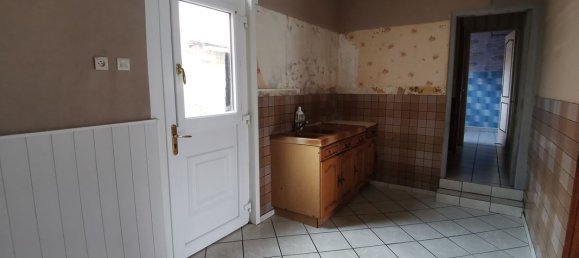 Casa de 2 dormitorios en Pont-Remy, France No. 85939 2