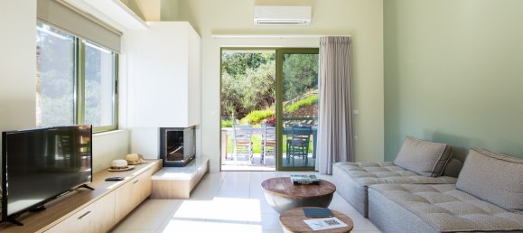 6 bedrooms Villa in Chania, Greece No. 46 7