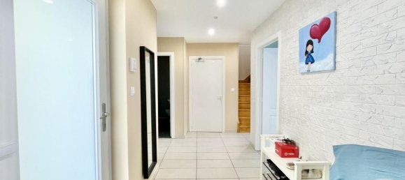 Casa de 7 dormitorios en Lingolsheim, France No. 330385 8