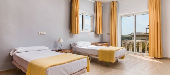 84 bedrooms Hotel in Cadiz, Spain No. 97727 24