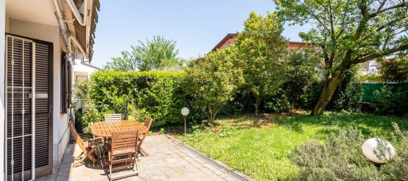 4 bedrooms Villa in Rivalta di Torino, Italy No. 351204 8