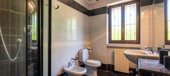 4 bedrooms Villa in Rivalta di Torino, Italy No. 351204 12