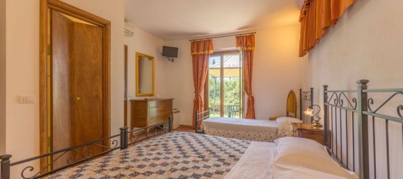 11 bedrooms Castles in Monteroni d'Arbia, Italy No. 138841 25