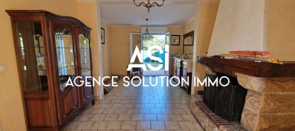 3 Schlafzimmer Haus in Saint-Berthevin, France, Nr. 308258 3