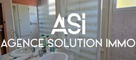 3 Schlafzimmer Haus in Saint-Berthevin, France, Nr. 308258 8