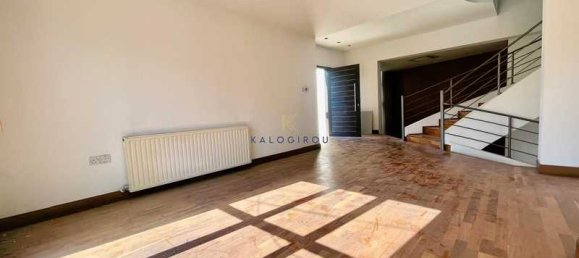 4 غرف نوم منزل في Larnaca, Cyprus رقم 10712 4