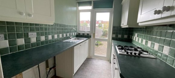 3 Schlafzimmer Haus in Essex, United Kingdom, Nr. 3992 2