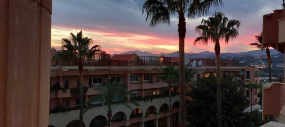 2 bedrooms Apartment in Marbella, Spain No. 70288 3