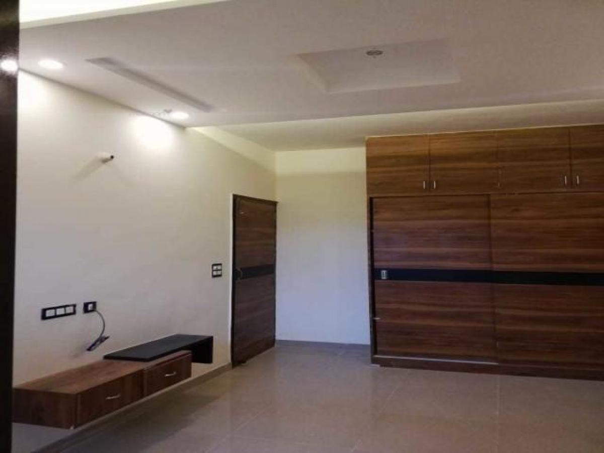 3 bedrooms House in Mohali, India No. 47615