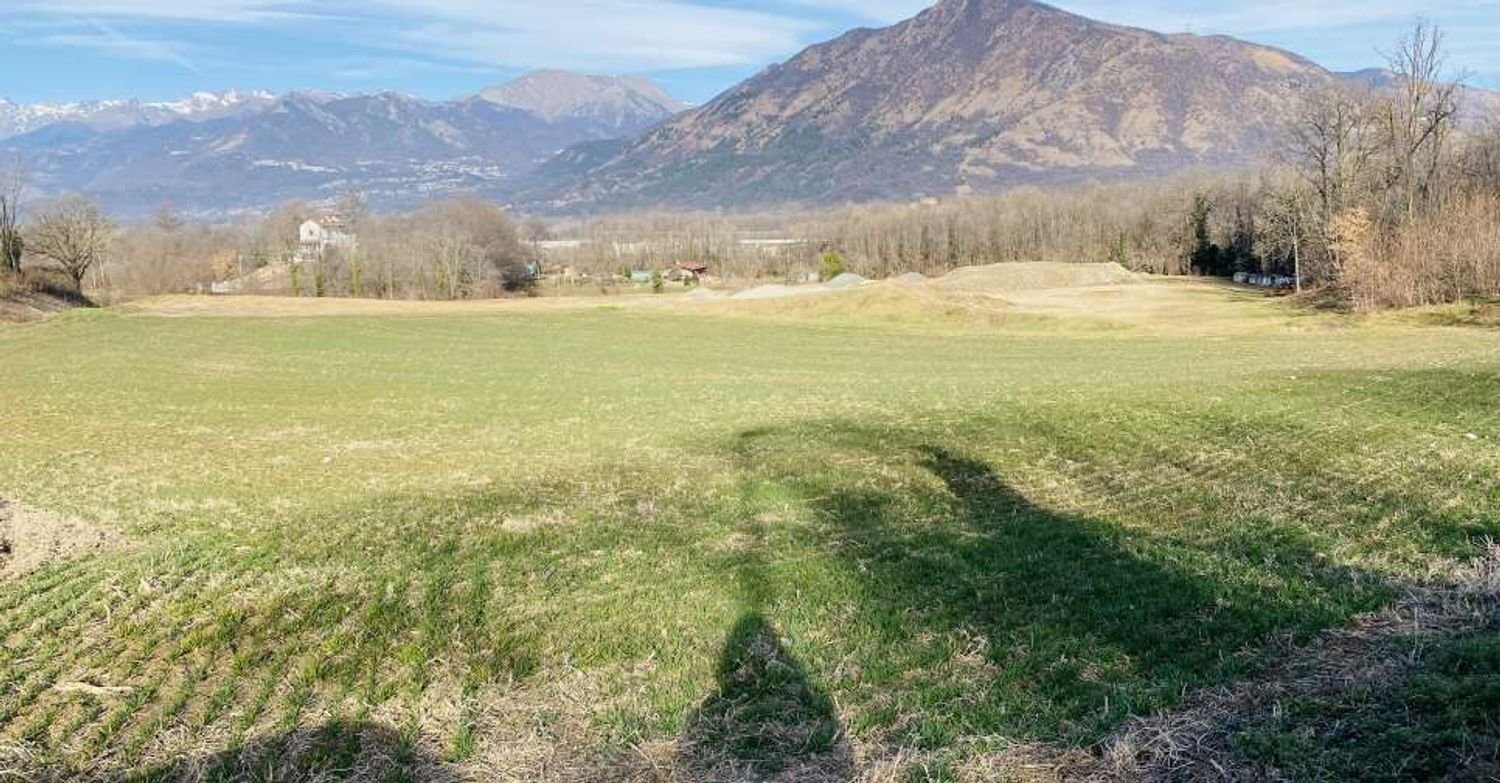  Land in Rosta, Italy No. 384594