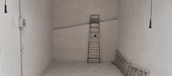 12m² Garage in Naples, Italy No. 333361 2