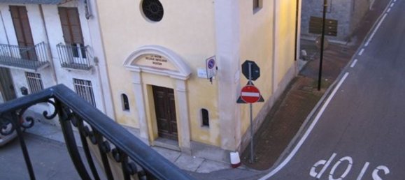 3 rooms Apartment in Valfenera, Italy No. 71723 17