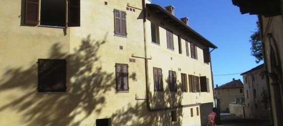 3 rooms Apartment in Valfenera, Italy No. 71723 13