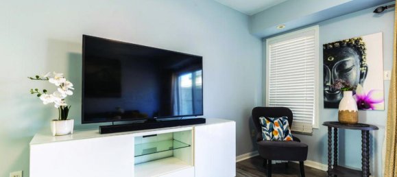 2 bedrooms House in Mississauga, Canada No. 680 12