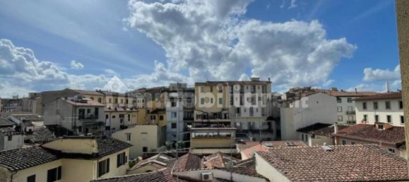 3 bedrooms Apartment in Florence, Italy No. 207897 3