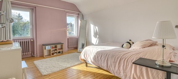 5 bedrooms Villa in Nantes, France No. 349491 9