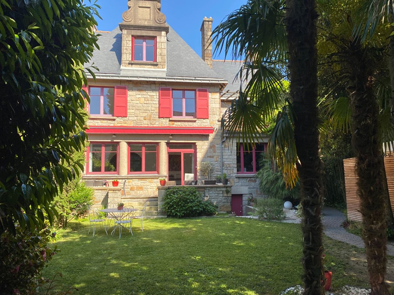 Villa de 5 dormitorios en Nantes, France No. 349491