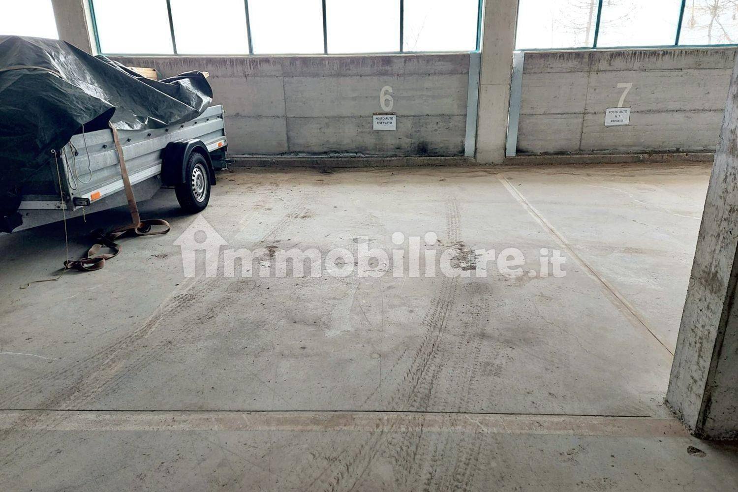 Estacionamento de 1 divisão em Campodolcino, Italy N.º 208010