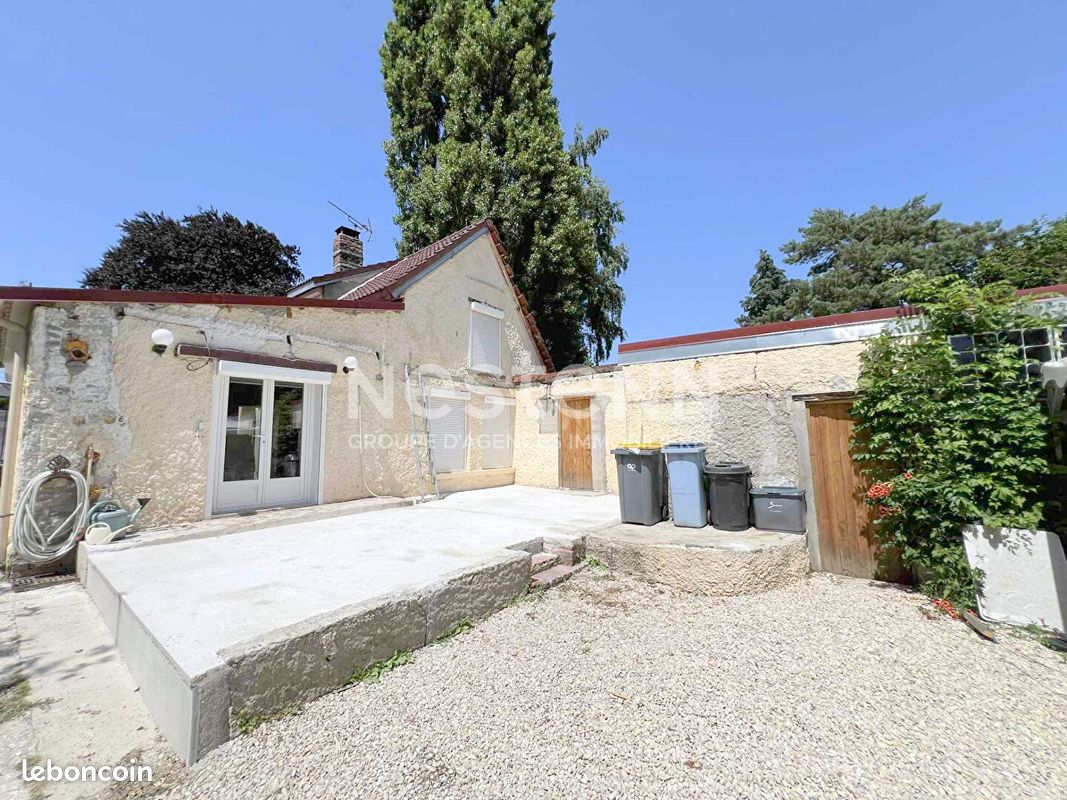 2 غرف نوم منزل في Chaumont-en-Vexin, France رقم 40211