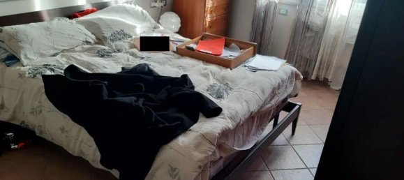 4 rooms Apartment in Livorno, Italy No. 42864 7